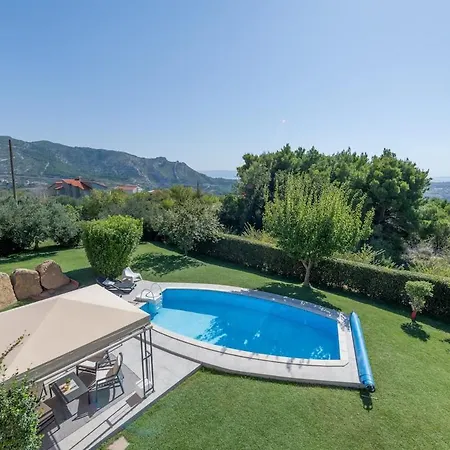 Villa Heni