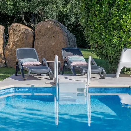 Villa Heni *